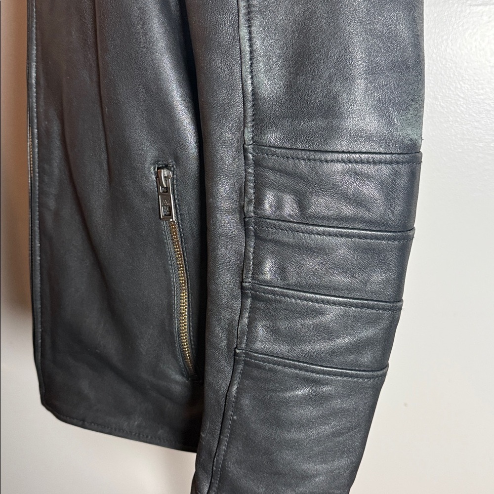Andrew Marc Black Leather Moto Jacket SZ M - Picture 4 of 11
